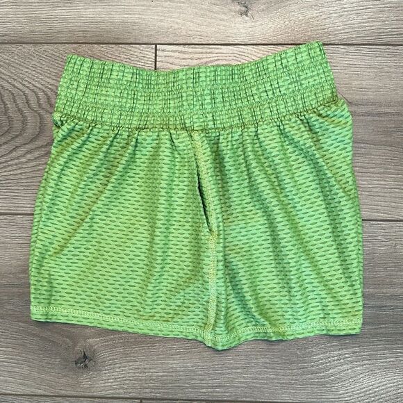 NWOT Noli Yoga Liquid Mesh High Waist Ivy Green Shorts Size Small - Picture 3 of 9